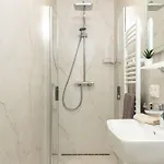 Cozy Bajcsy 31