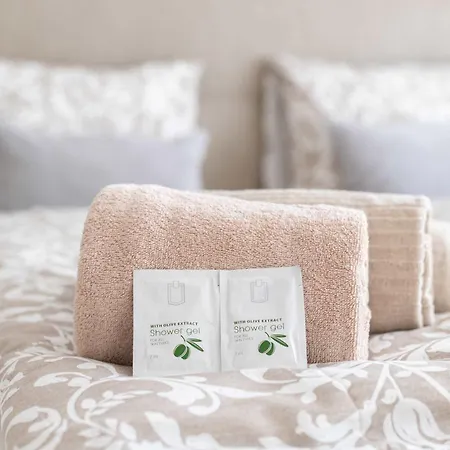 Cozy Bajcsy 31