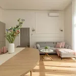 Cozy Bajcsy 31