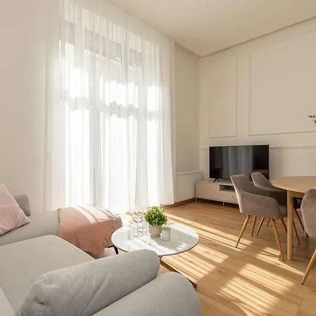 Cozy Bajcsy 31 Budapest