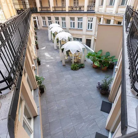 Cozy Bajcsy 31 布达佩斯