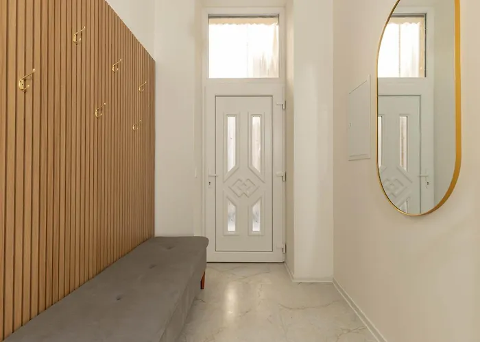 Apartamento Cozy Bajcsy 31 *